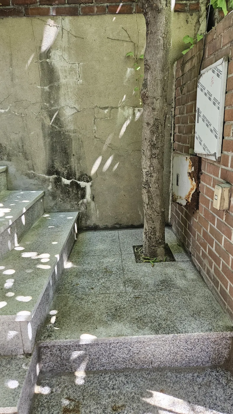 아파트 계단 하자보수 완료